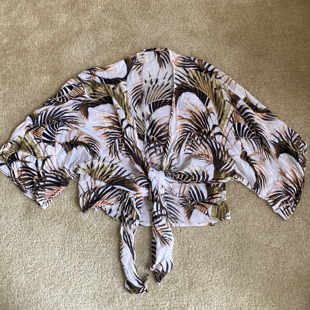 O’Neill Tropical Palm Front Tie Top